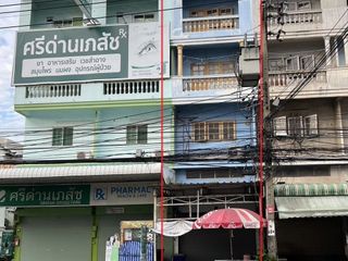 For sale 3 bed retail Space in Mueang Samut Prakan, Samut Prakan
