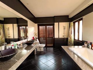 For sale 3 bed villa in Bang Sao Thong, Samut Prakan