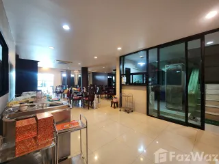 For sale 8 bed retail Space in Mueang Samut Prakan, Samut Prakan