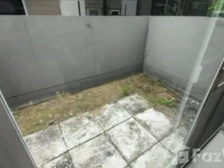 For rent 3 bed townhouse in Mueang Samut Prakan, Samut Prakan