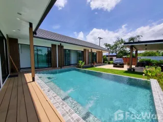 For rent 4 Beds villa in Phra Pradaeng, Samut Prakan