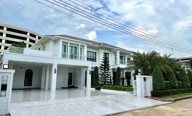 For rent 6 bed house in Lat Krabang, Bangkok