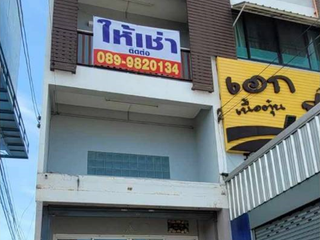 For rent 3 bed retail Space in Phra Samut Chedi, Samut Prakan