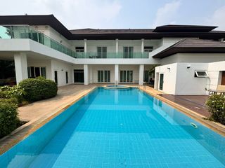 For sale 7 bed villa in Bang Phli, Samut Prakan