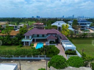 For sale 7 bed villa in Bang Phli, Samut Prakan