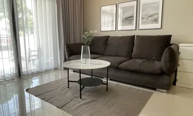 For rent 4 bed townhouse in Bang Phli, Samut Prakan