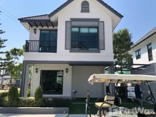 For rent 3 bed townhouse in Bang Sao Thong, Samut Prakan
