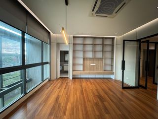 For sale 12 bed townhouse in Bang Phli, Samut Prakan