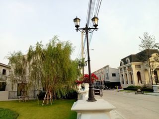For sale 3 bed townhouse in Bang Phli, Samut Prakan