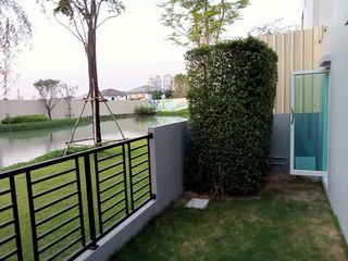 For sale 3 bed townhouse in Bang Phli, Samut Prakan