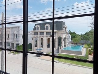 For sale 3 bed townhouse in Bang Phli, Samut Prakan
