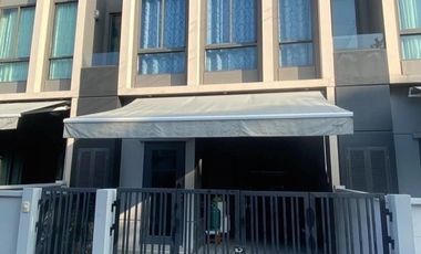 For sale 3 bed townhouse in Bang Phli, Samut Prakan