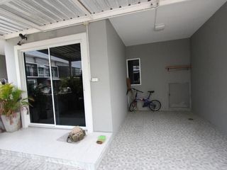 For sale 3 bed townhouse in Mueang Samut Prakan, Samut Prakan