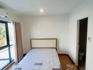 For rent 3 bed townhouse in Mueang Samut Prakan, Samut Prakan