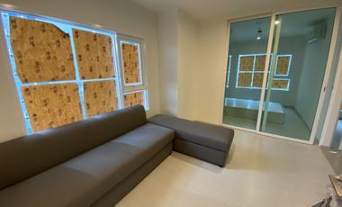 For sale 2 bed condo in Mueang Samut Prakan, Samut Prakan