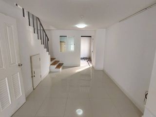 For sale 2 bed retail Space in Bang Sao Thong, Samut Prakan