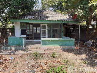For rent 2 bed house in Mueang Samut Prakan, Samut Prakan