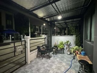 For rent 2 bed townhouse in Bang Sao Thong, Samut Prakan