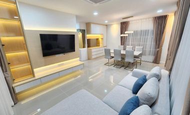 For rent 4 bed house in Mueang Samut Prakan, Samut Prakan