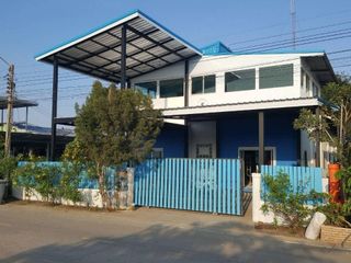 For rent 3 bed house in Phra Samut Chedi, Samut Prakan