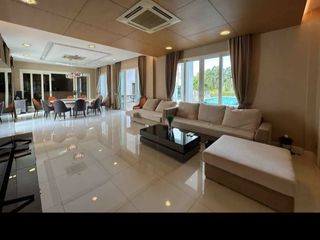 For rent 7 Beds villa in Bang Phli, Samut Prakan