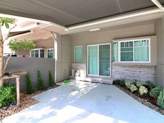 For rent 2 bed townhouse in Mueang Samut Prakan, Samut Prakan