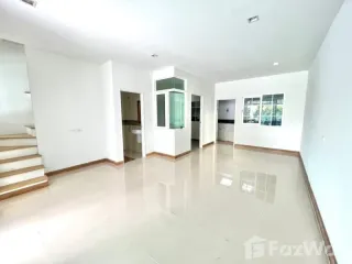 For sale 4 bed townhouse in Bang Phli, Samut Prakan