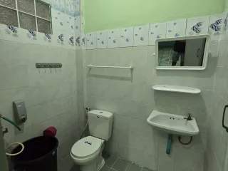 For sale 2 bed townhouse in Mueang Samut Prakan, Samut Prakan