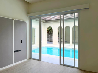 For sale 4 Beds villa in Mueang Krabi, Krabi