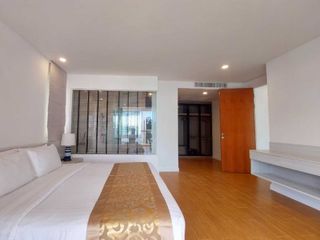 For sale 2 bed condo in Mueang Krabi, Krabi
