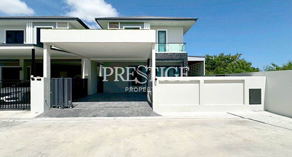 For sale 3 bedrooms house in Bang Lamung, Chonburi