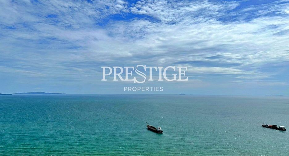 For sale 4 bedrooms condo in Jomtien, Pattaya