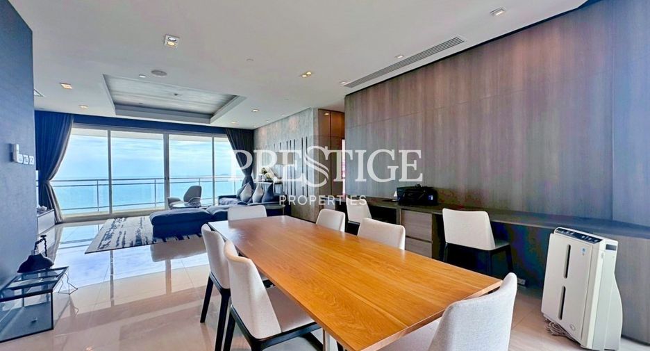 For sale 4 bedrooms condo in Jomtien, Pattaya