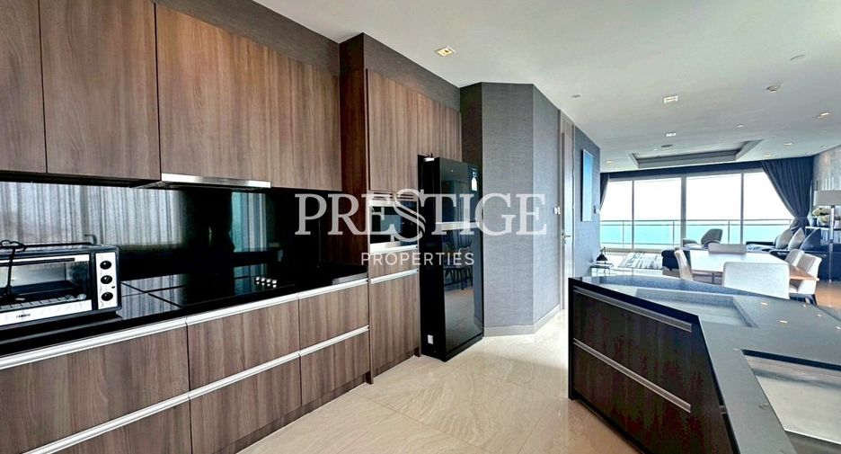 For sale 4 bedrooms condo in Jomtien, Pattaya