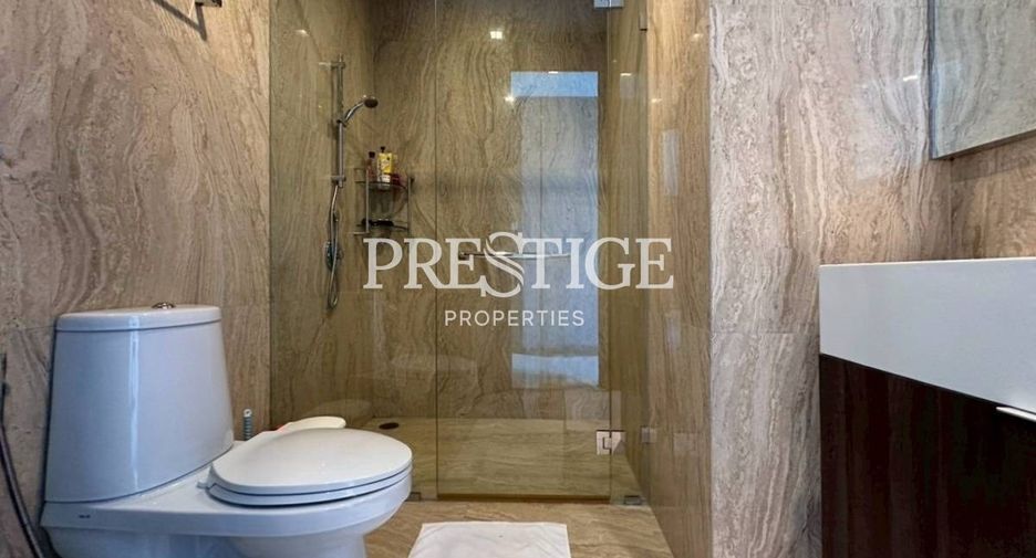 For sale 4 bedrooms condo in Jomtien, Pattaya