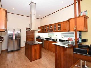 For sale 5 Beds villa in Mueang Krabi, Krabi