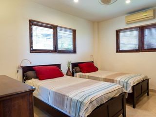 For sale 5 bed villa in Ko Lanta, Krabi