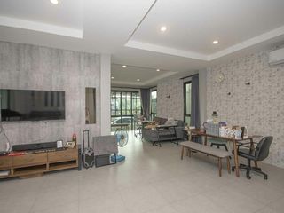 For sale 4 bed villa in Mueang Krabi, Krabi