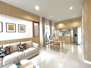 For sale 4 bed townhouse in Mueang Krabi, Krabi