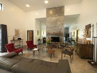 For sale 7 Beds villa in Mueang Krabi, Krabi