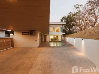 For sale 4 bed house in Mueang Chiang Mai, Chiang Mai