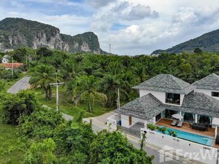 For sale 4 bed villa in Mueang Krabi, Krabi