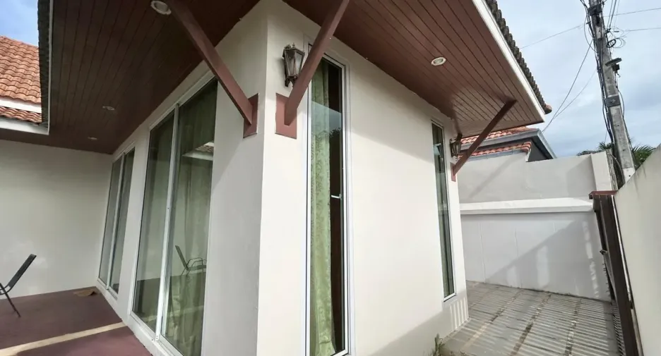 For rent and for sale 2 bedrooms house in Bang Lamung, Chonburi