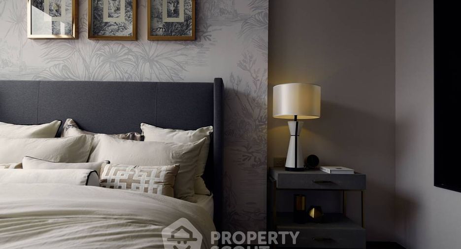 For sale 2 bed condo in Watthana, Bangkok