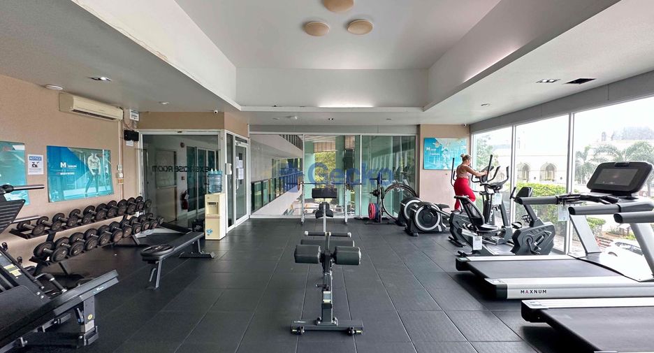 For rent and for sale 1 bed condo in Bang Lamung, Chonburi