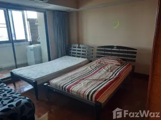 For rent 3 bed condo in Phra Khanong, Bangkok