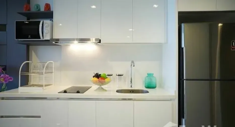 For rent 1 bed condo in Sathon, Bangkok