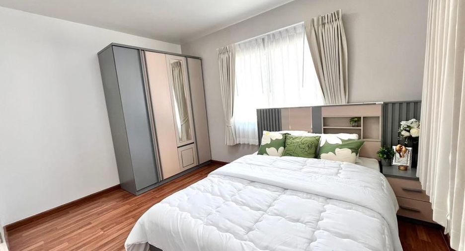 For sale 3 bedrooms house in Mueang Chon Buri, Chonburi
