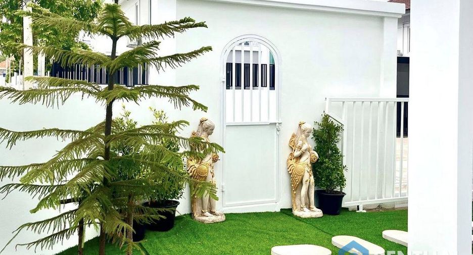 For sale 3 bedrooms house in Mueang Chon Buri, Chonburi