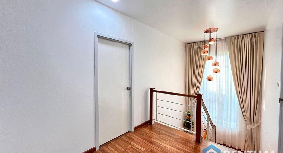 For sale 3 bedrooms house in Mueang Chon Buri, Chonburi